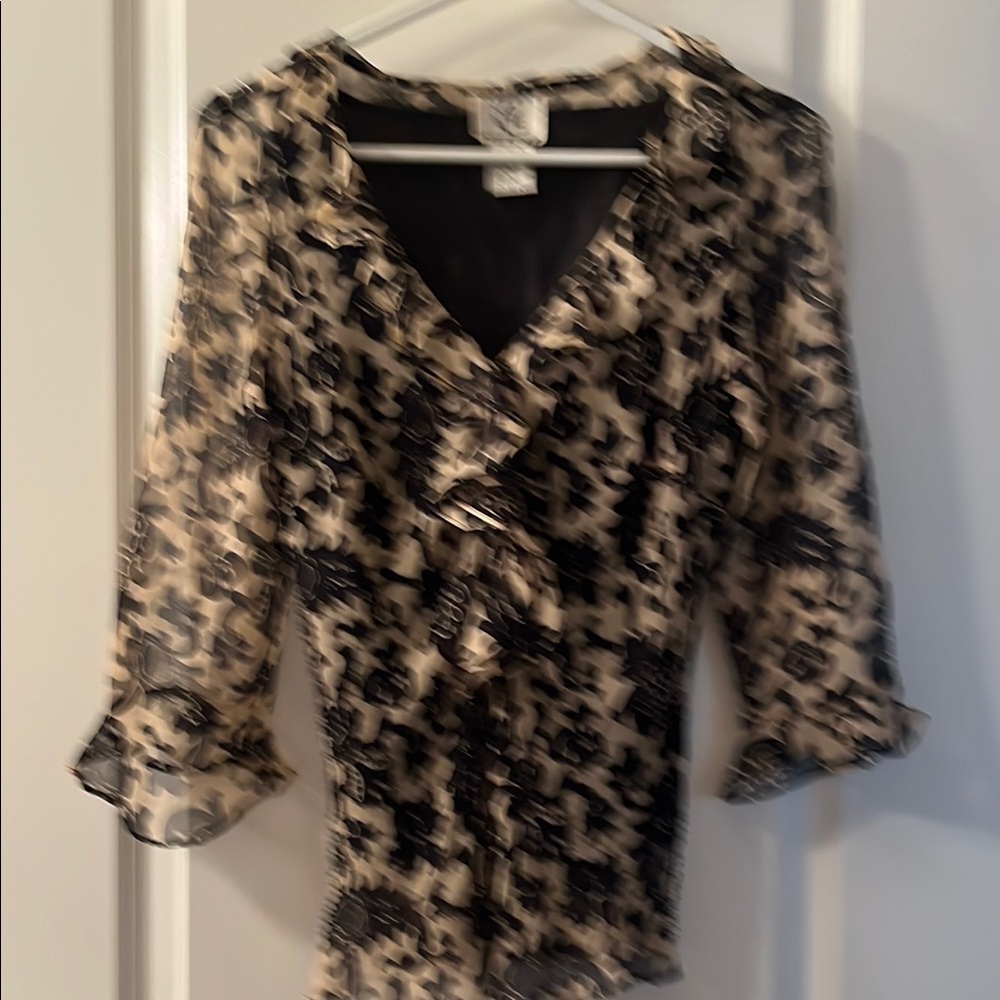 Ice Black and Cream Floral Blouse